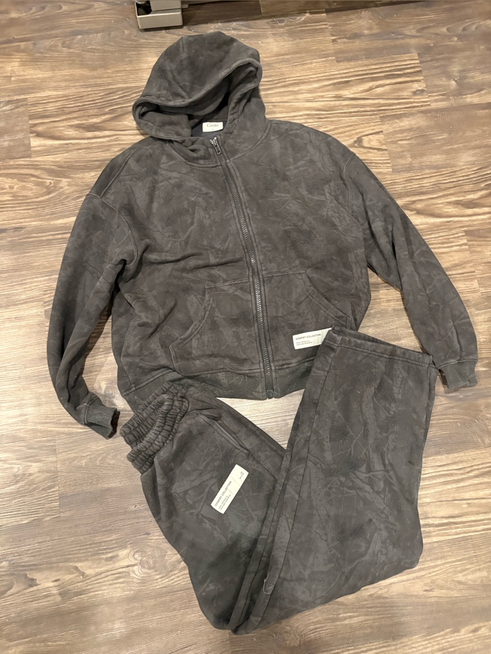 Comfrt Gray Camo Sweat Suit